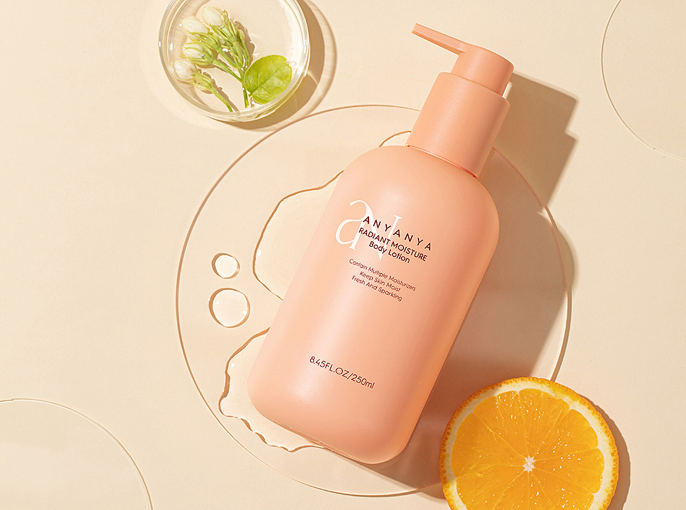 Dior“羽衣霓裳”杠上花西子，國際大牌也想做“中國風”
